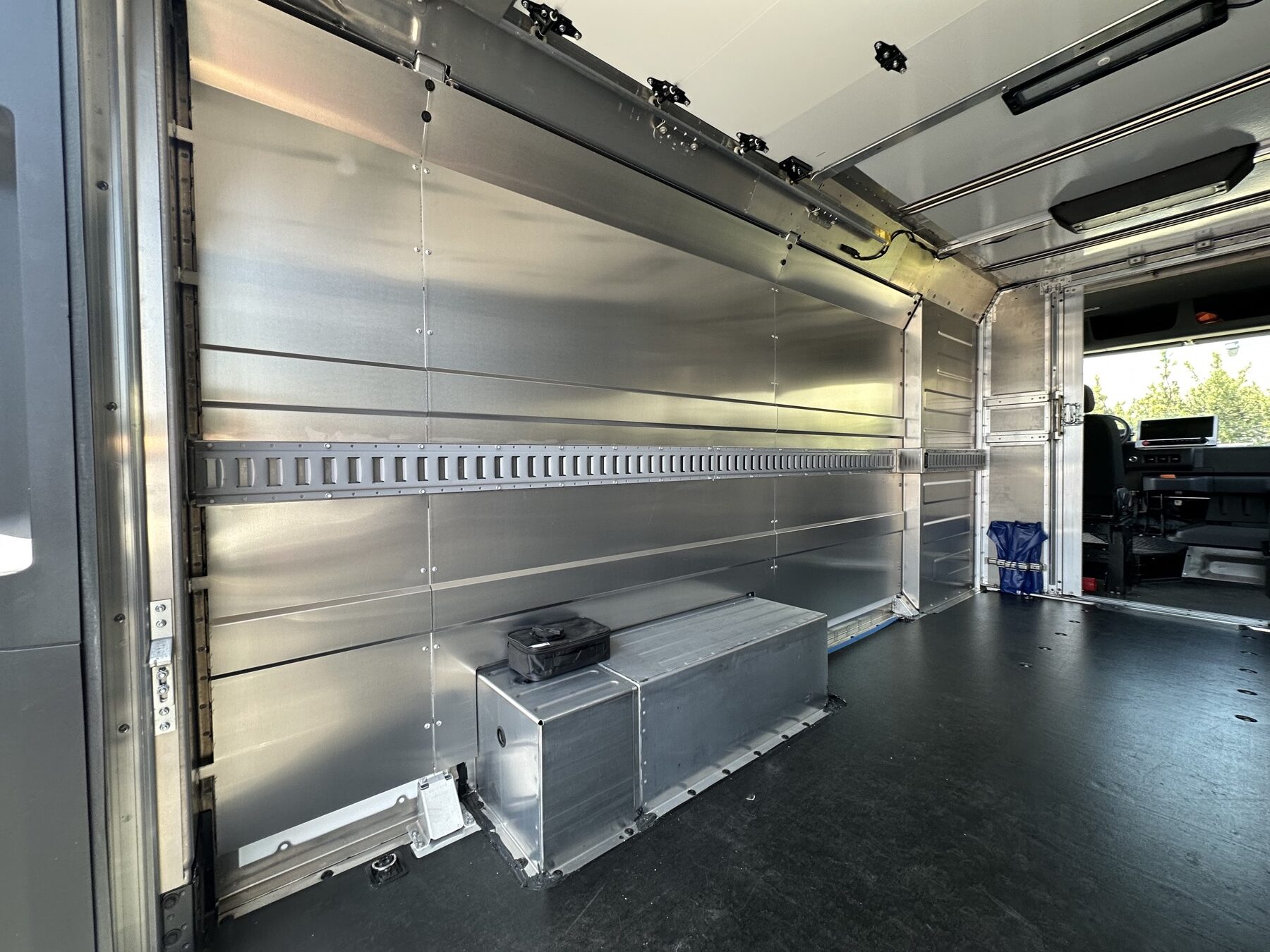 BrightDrop field logistics view for demonstration support
